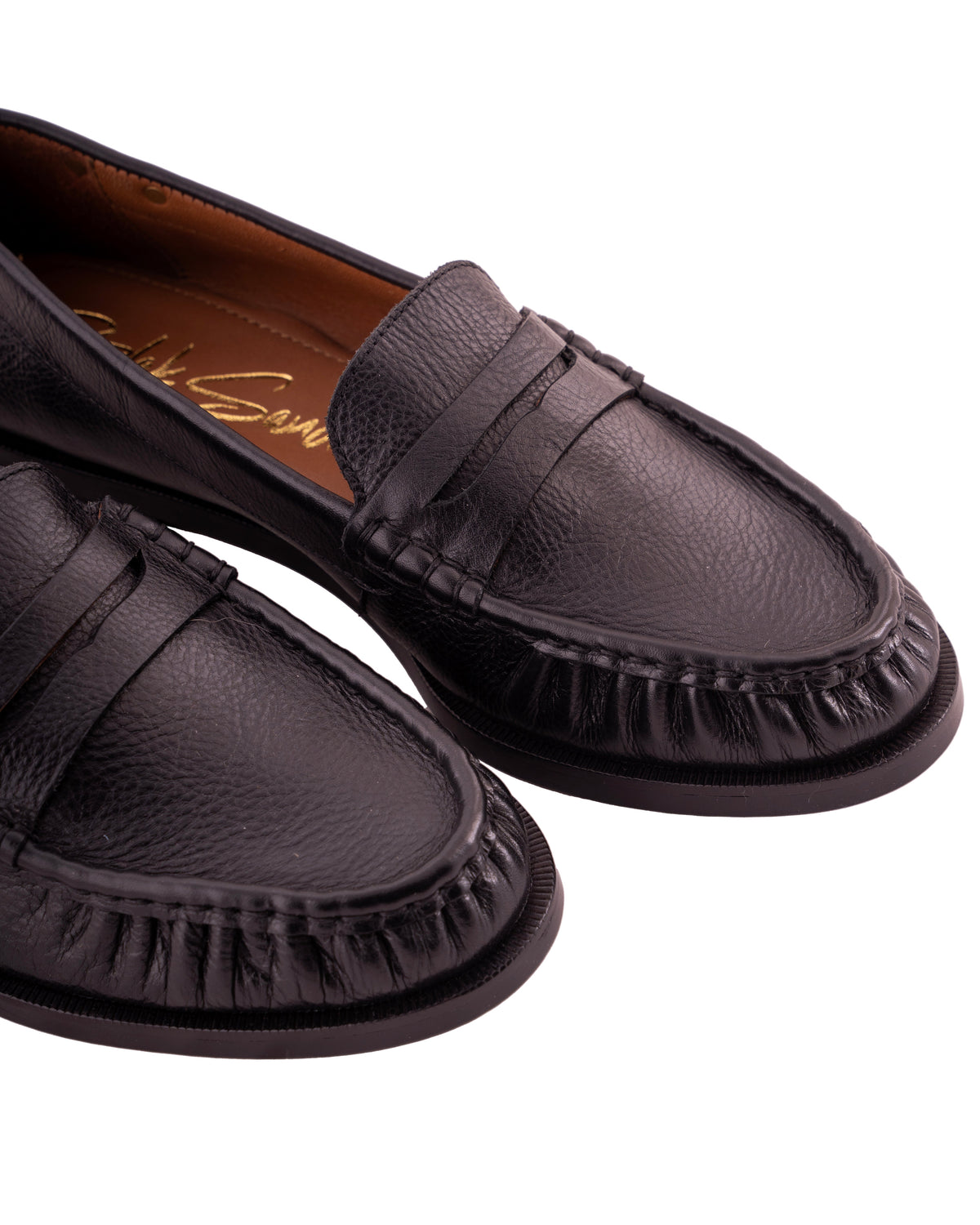 Modo Loafer, Black — 01 close-up