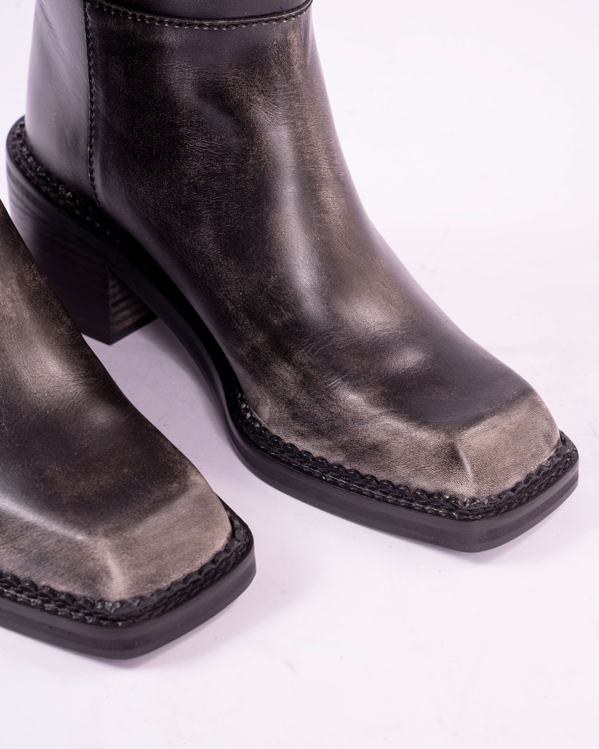 Brume – Square Toe Brush Effect Boots, Oxblood — 01 close-up