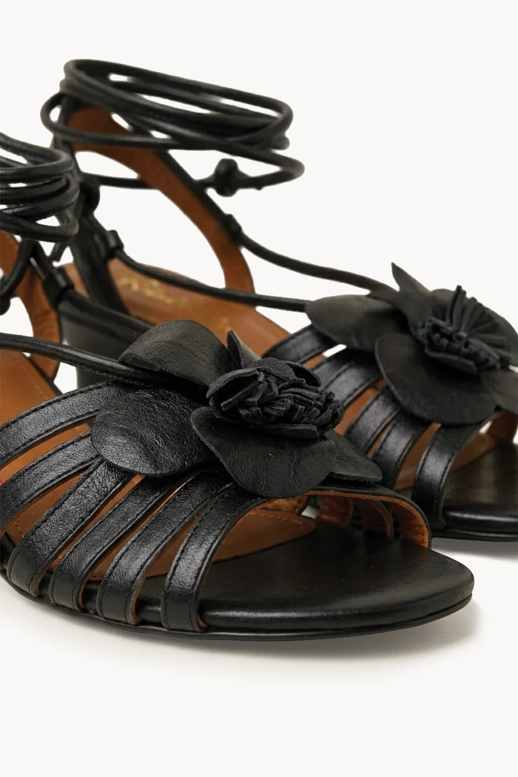 Fiore Gladiatore Sandal, Black — 02 close-up
