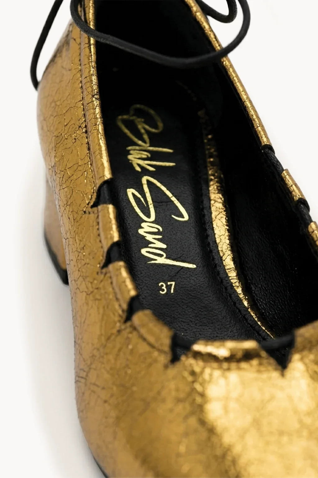 Oro Venezia Lace Pump, Gold — 02 close-up