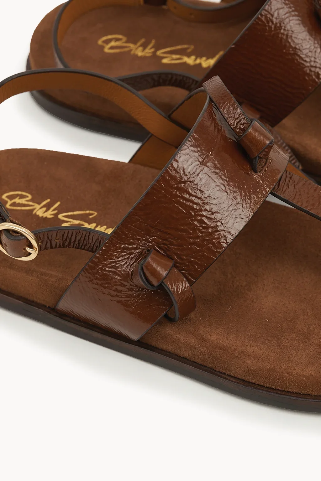 Alma Elite Flat, Brown — 02 close-up