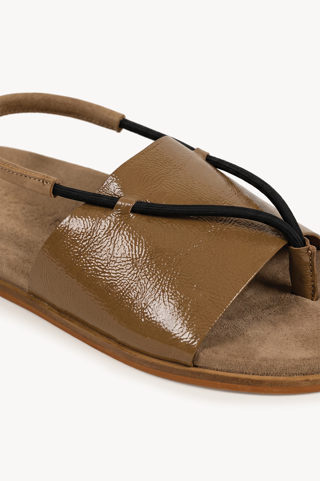 Rojo Soberano Sandal, Tan — 02 close-up