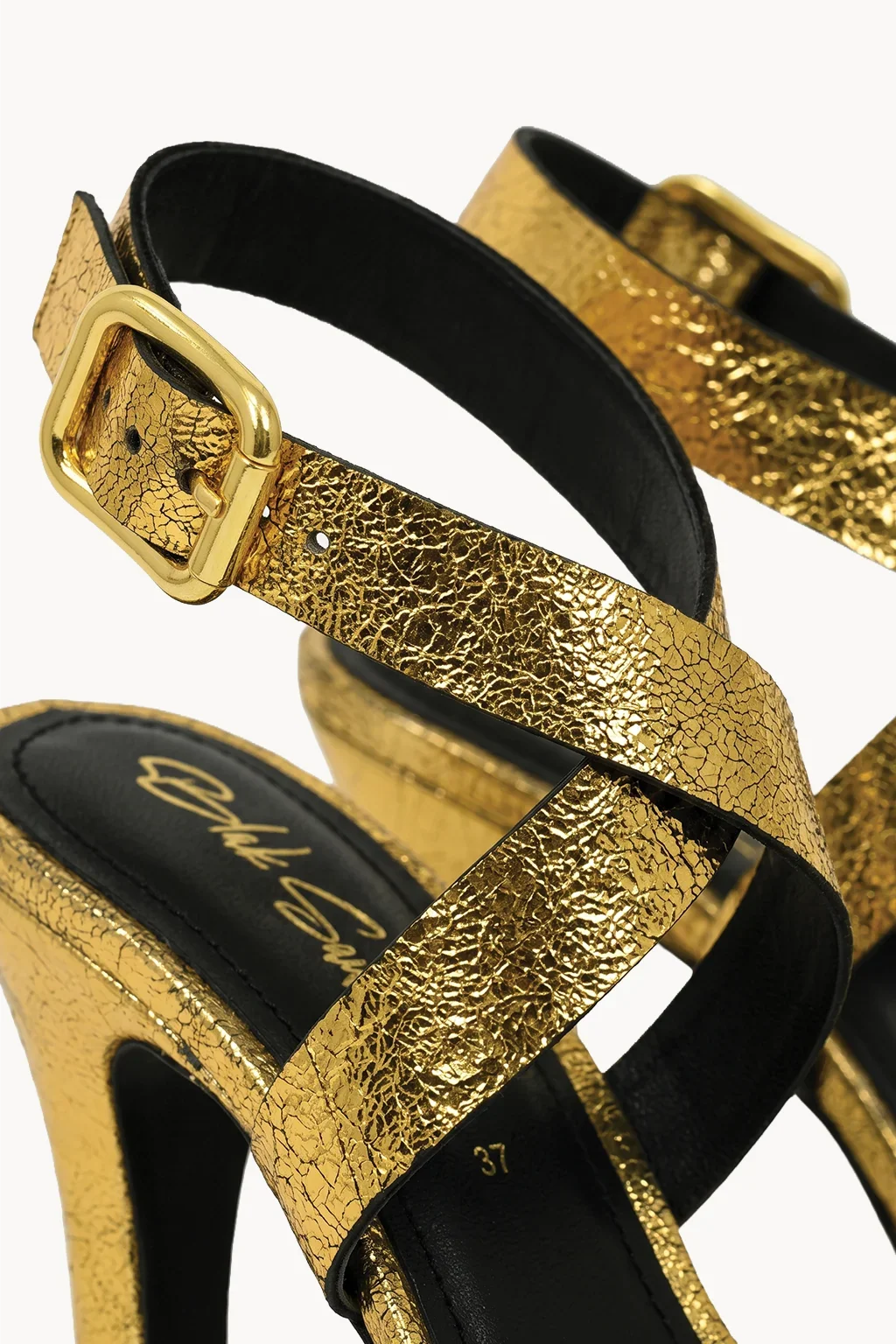 Sevilla Cruz Stiletto, Antique Gold — 02 close-up