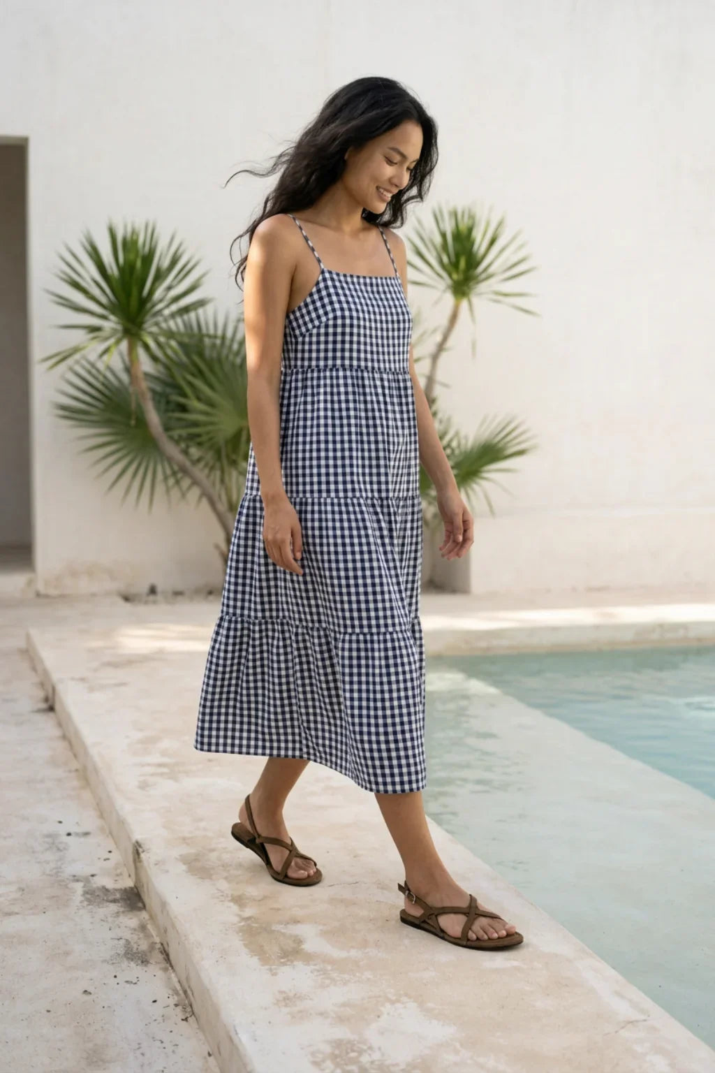 Esmeralda de Ibiza Sandal, Cognac — 07 on model