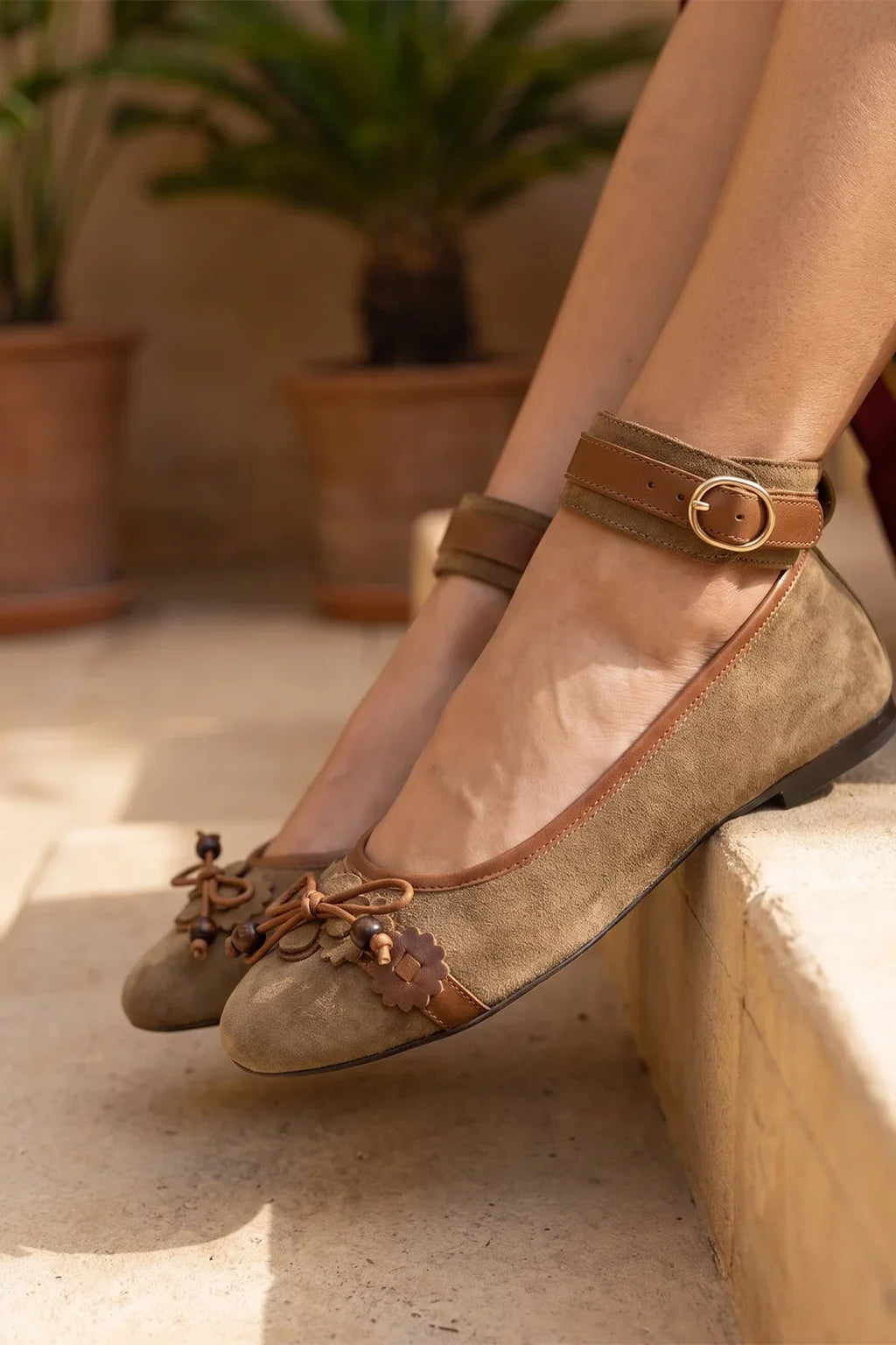 Luz de Ibiza, Tan — 06 on the foot