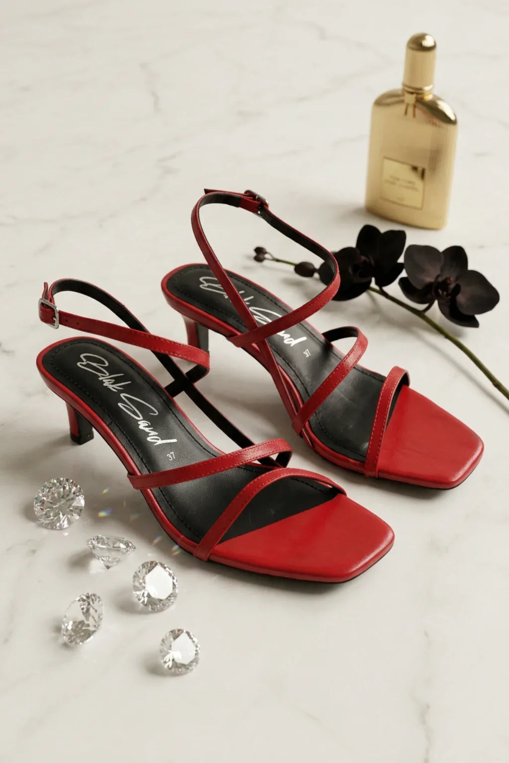 Isla Aurea Sandal, Red — 08 styled