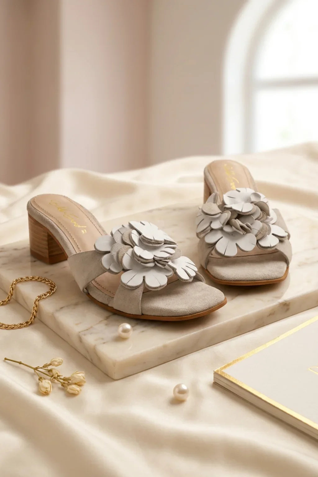 Fiore Lumina Slide, Off White — 08 styled