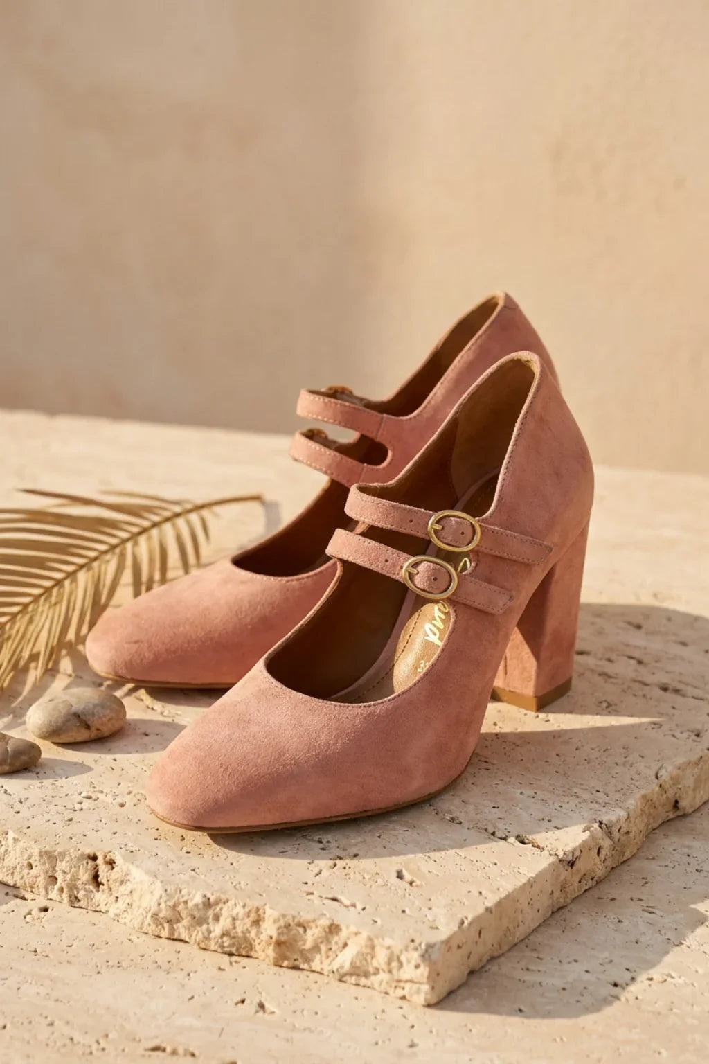 Vienna Gold Atelier, Light Pink — 08 styled