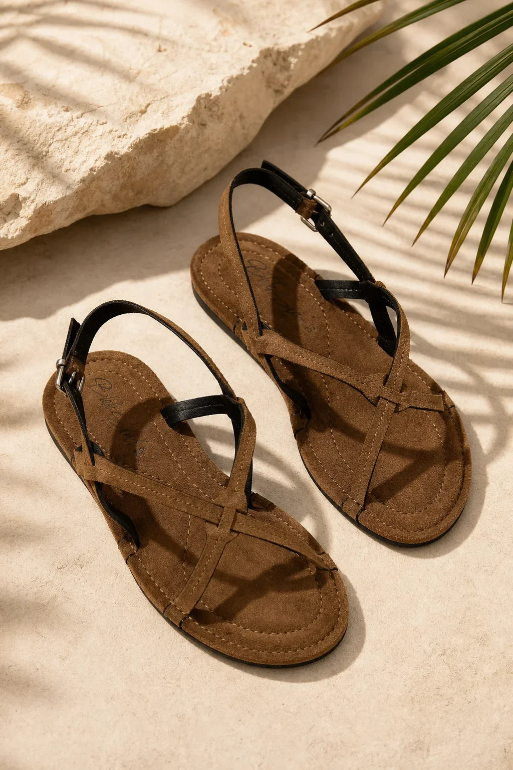 Esmeralda de Ibiza Sandal, Cognac — 08 styled