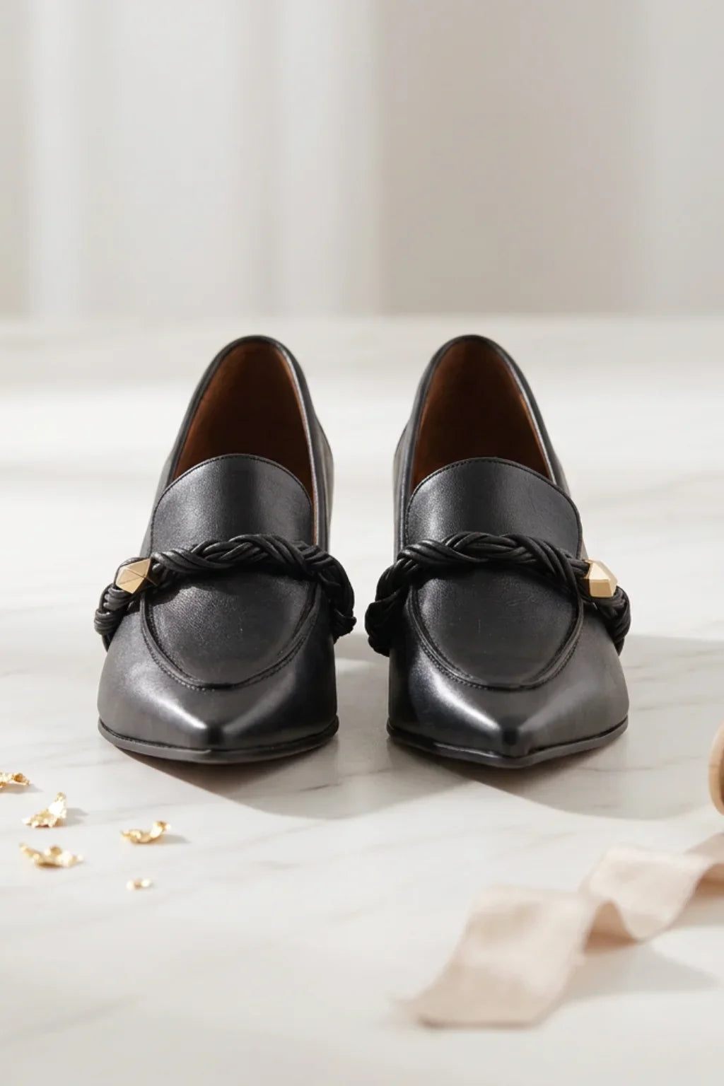 Valencia Hebilla Loafer, Black — 08 styled