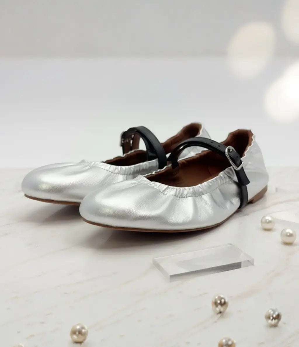 Buckla Mary Jane, Silver — 08 styled