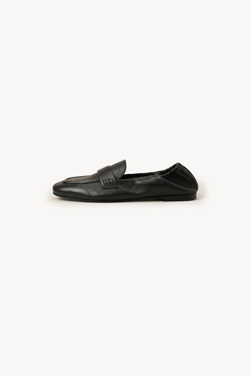 Calm Loafer, Black — 02 side profile 2