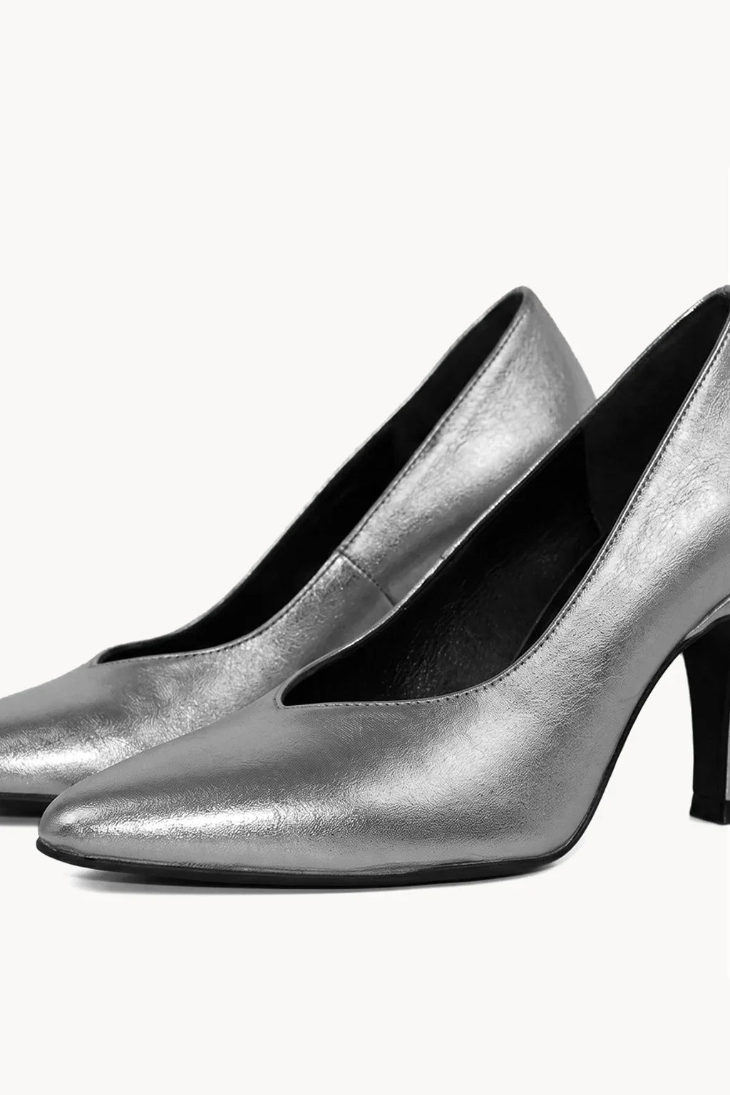 Sevilla Salon Pump, Silver — 02 close-up