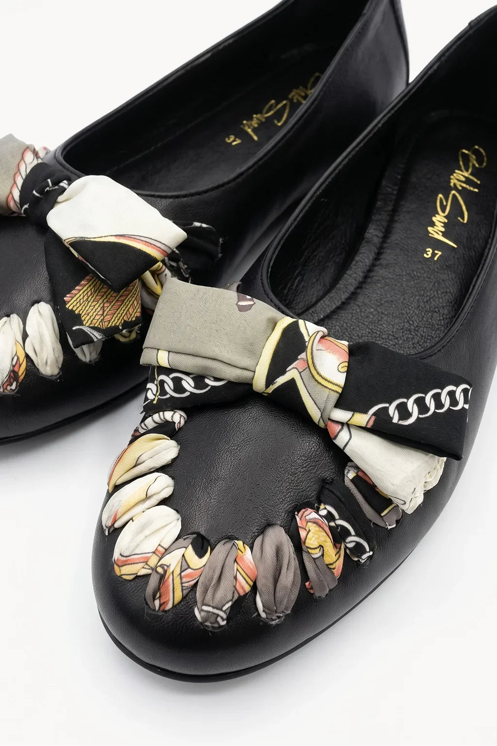 Alma Blanca Ballerina, Black — 02 close-up