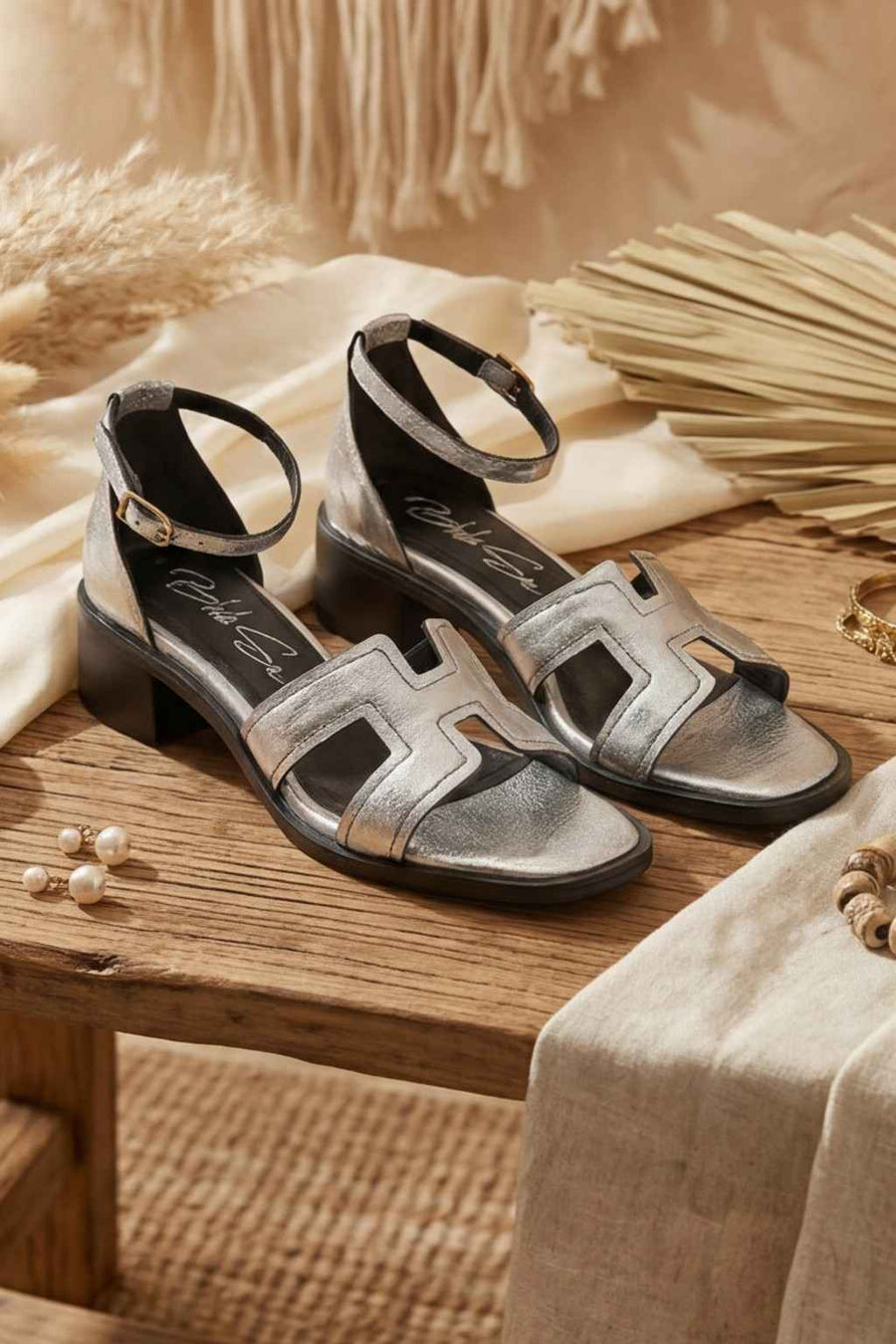 Lumiere Sandal