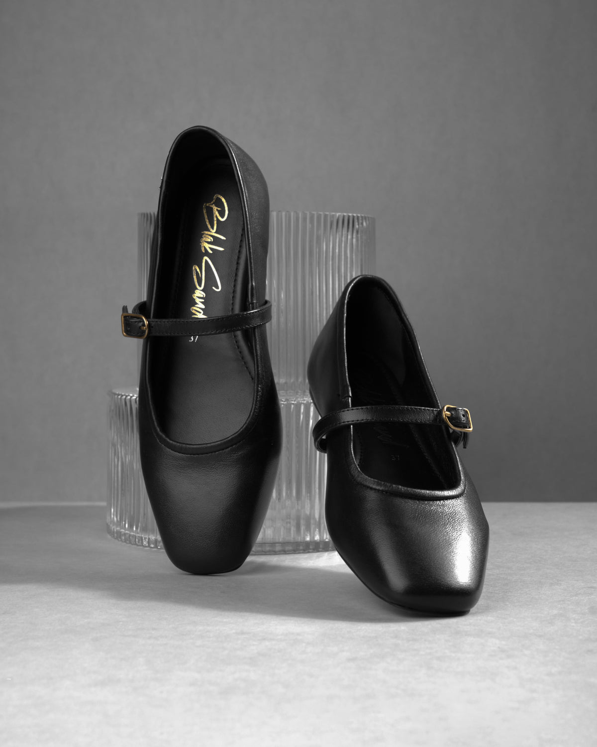 Elan Mary Jane, Black — 09 styled