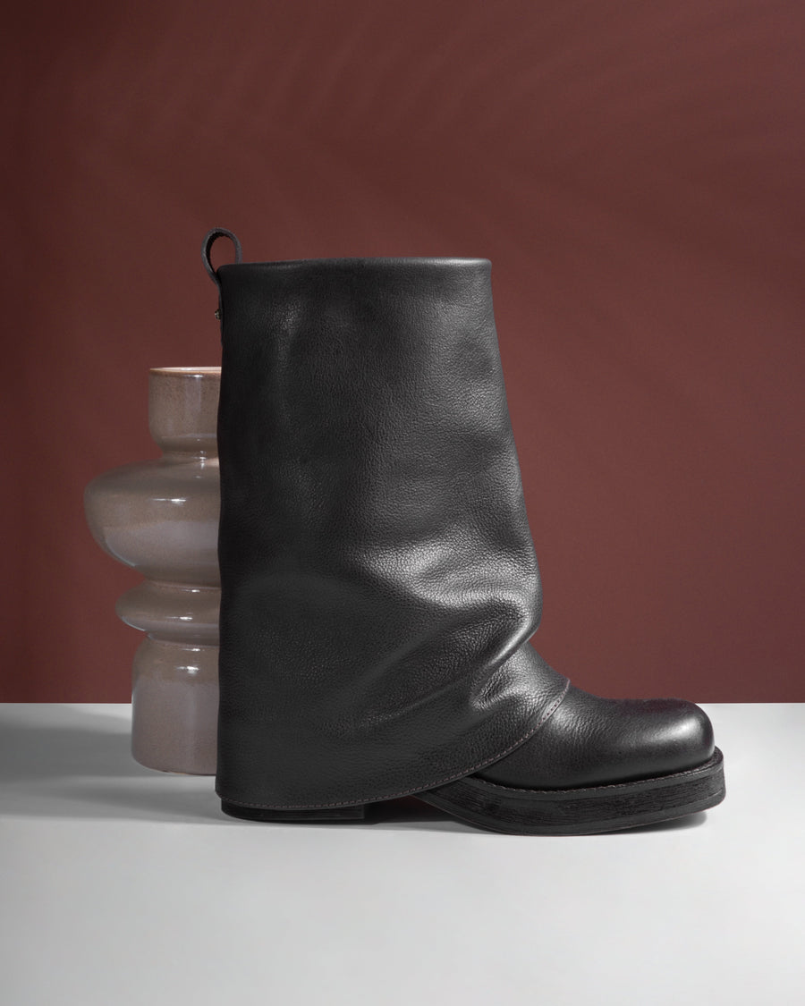 Obsidian Boot