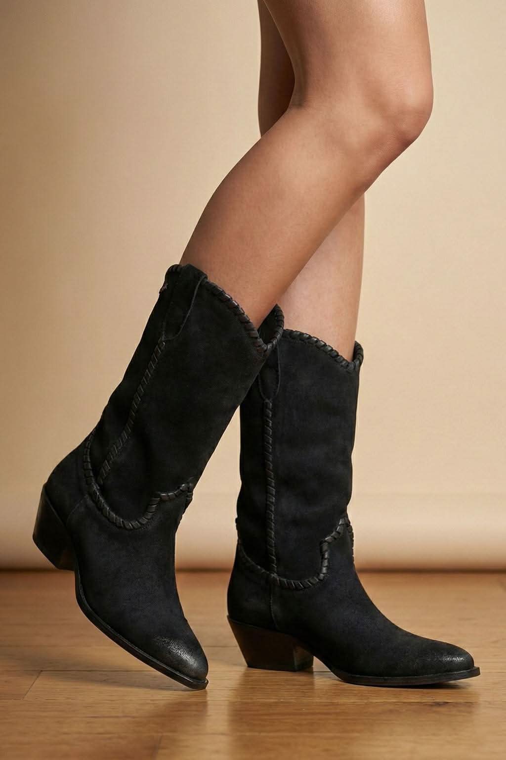 Drelan – Mid Boots with Weaving Detail, Black — 06 on the foot