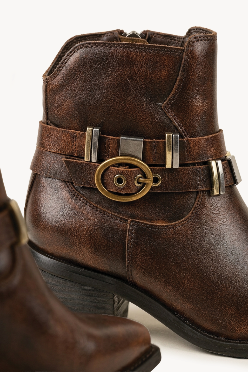 Firenze Pelle Luxe Ankle Boot, Brown — 02 close-up