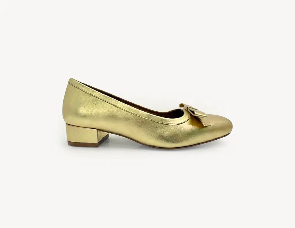 Arco Front Bow Pump Shoes, Gold — 03 side profile