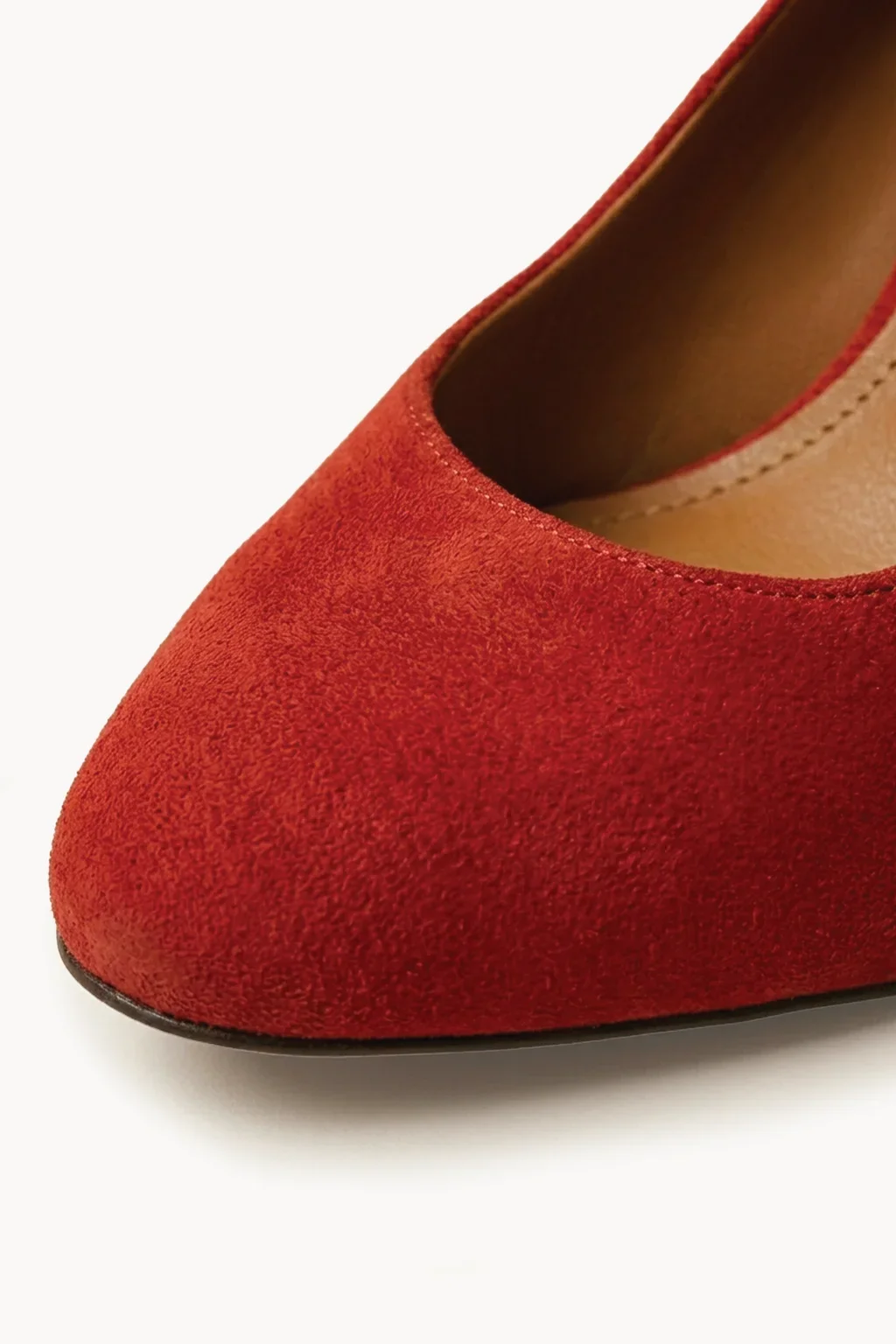 Decollete Camoscio – Block Heel, Red — 02 close-up