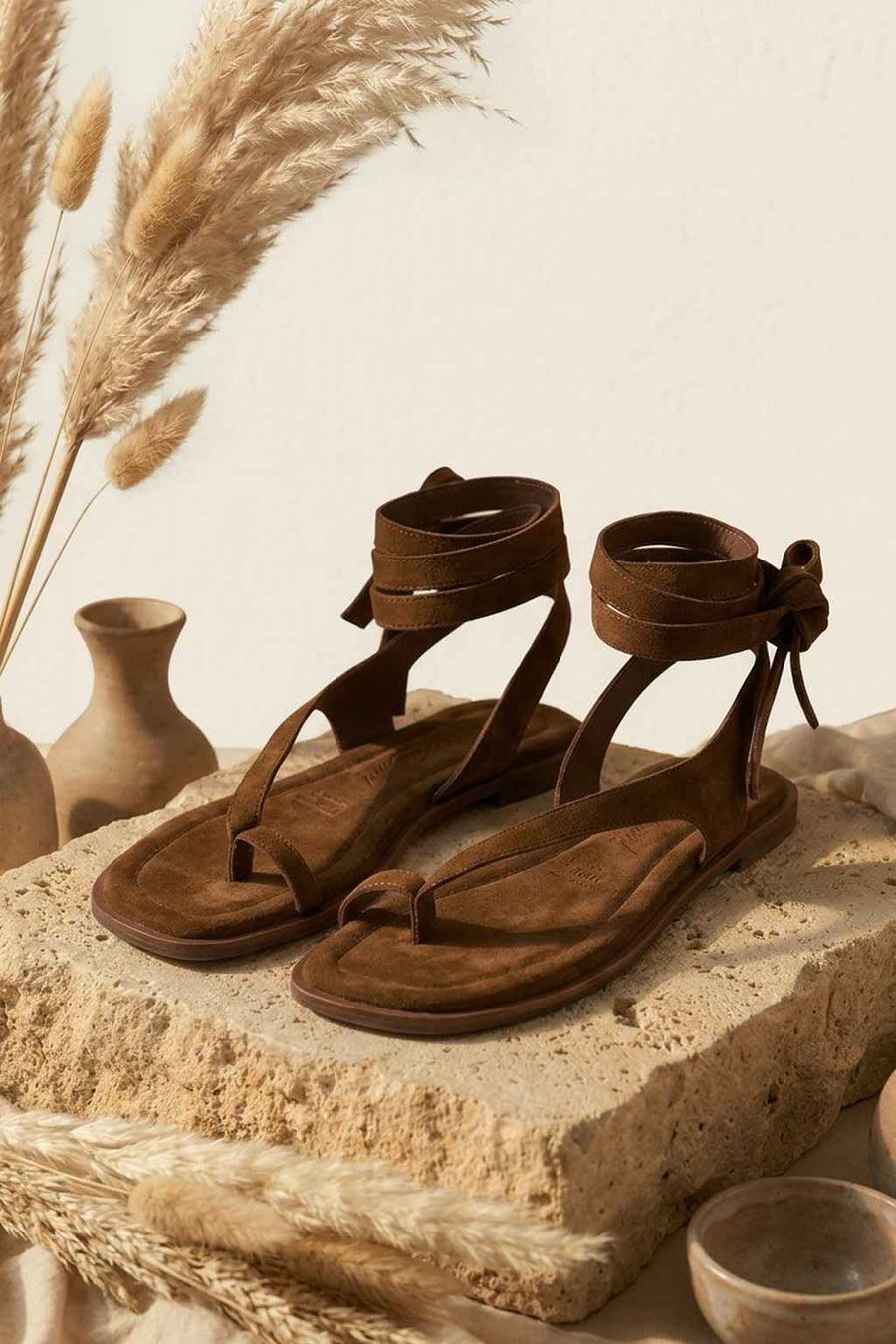 Lumeve – Minimal Wrap Thong Sandals