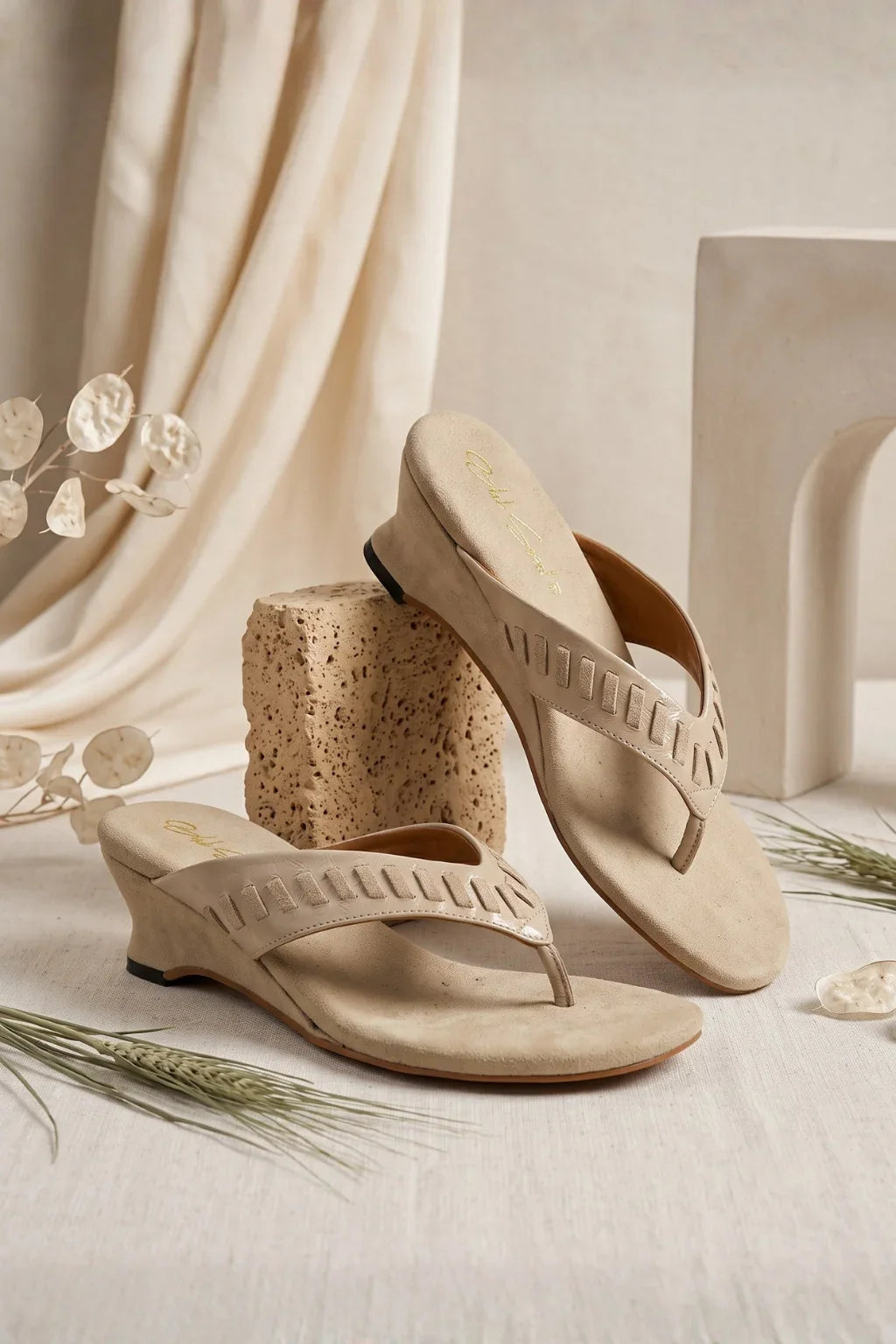 Marfil de Ibiza Sandal, Beige — 08 styled