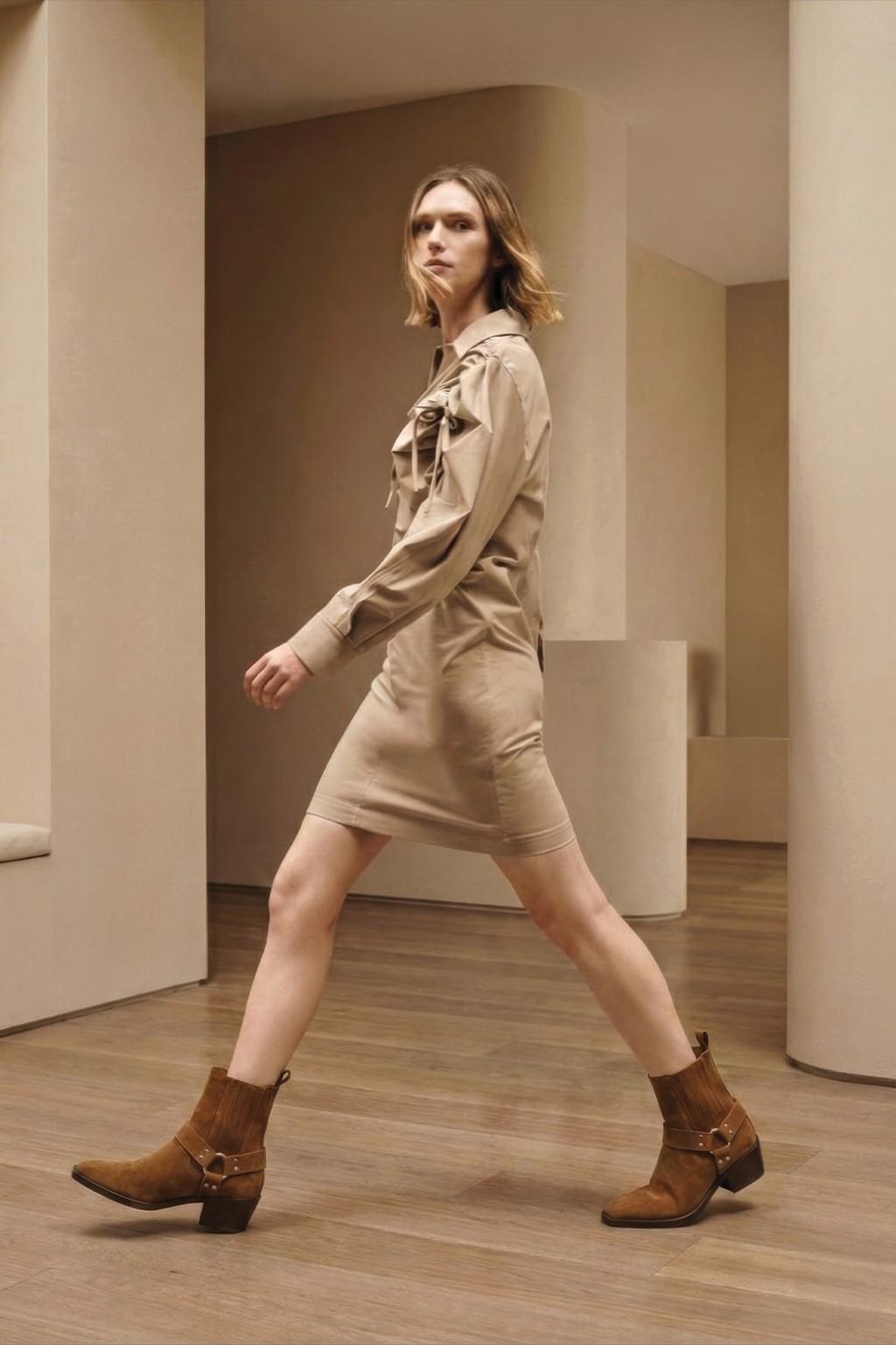 Mortene Ankle Boot, Cognac — 07 on model