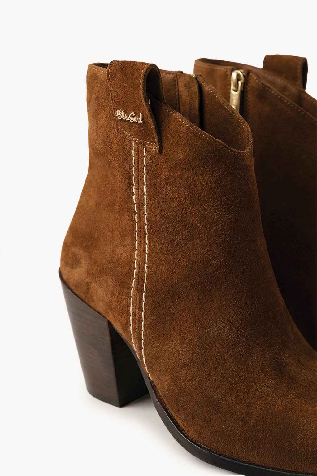 Montara – Heritage Suede Boots, Chestnut — 02 close-up