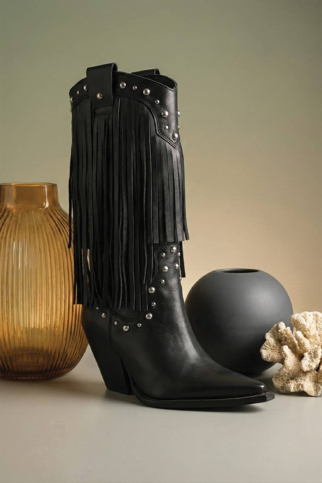 NoirSpill – Cascading Fringe Boots, Dark Brown — 08 styled