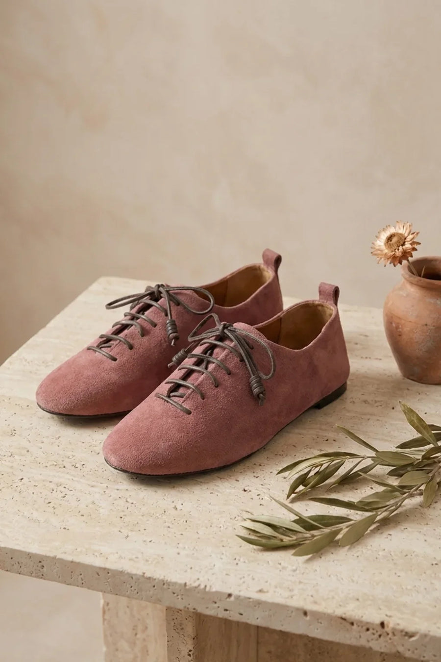 Roma Velluto Lace-Up