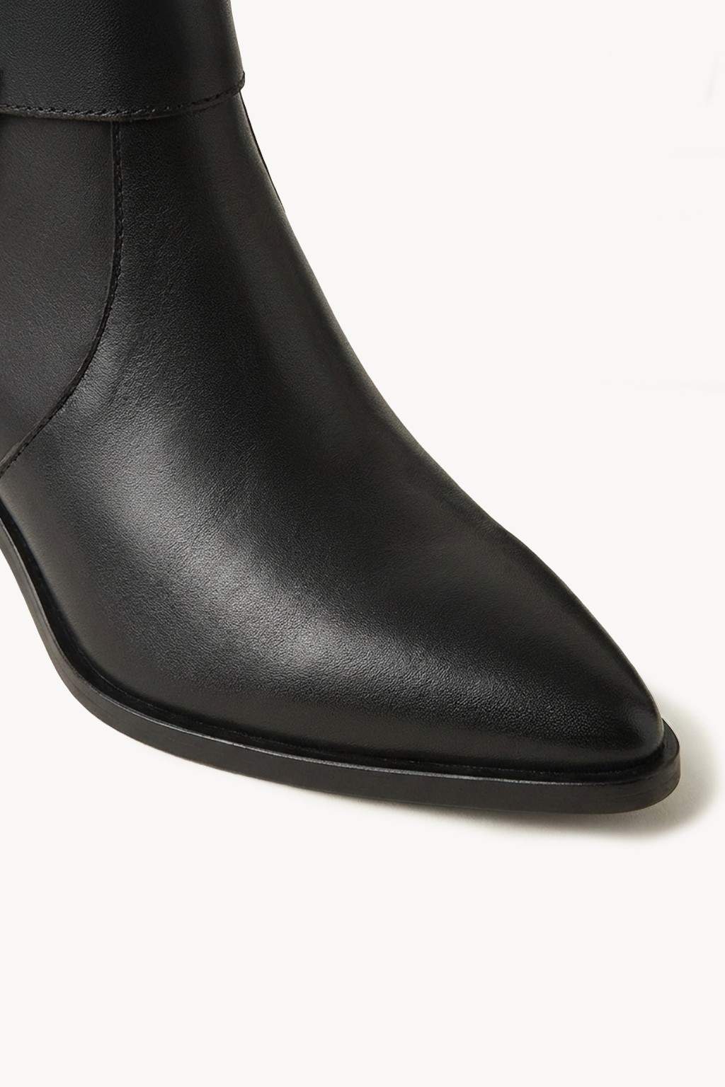 Vael – Saddled with Ring Ankle Boots, Brown — 02 close-up