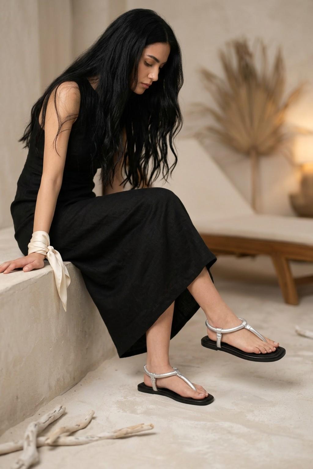 Yara – Y Strap Open Toed Sandals, Silver — 07 on model