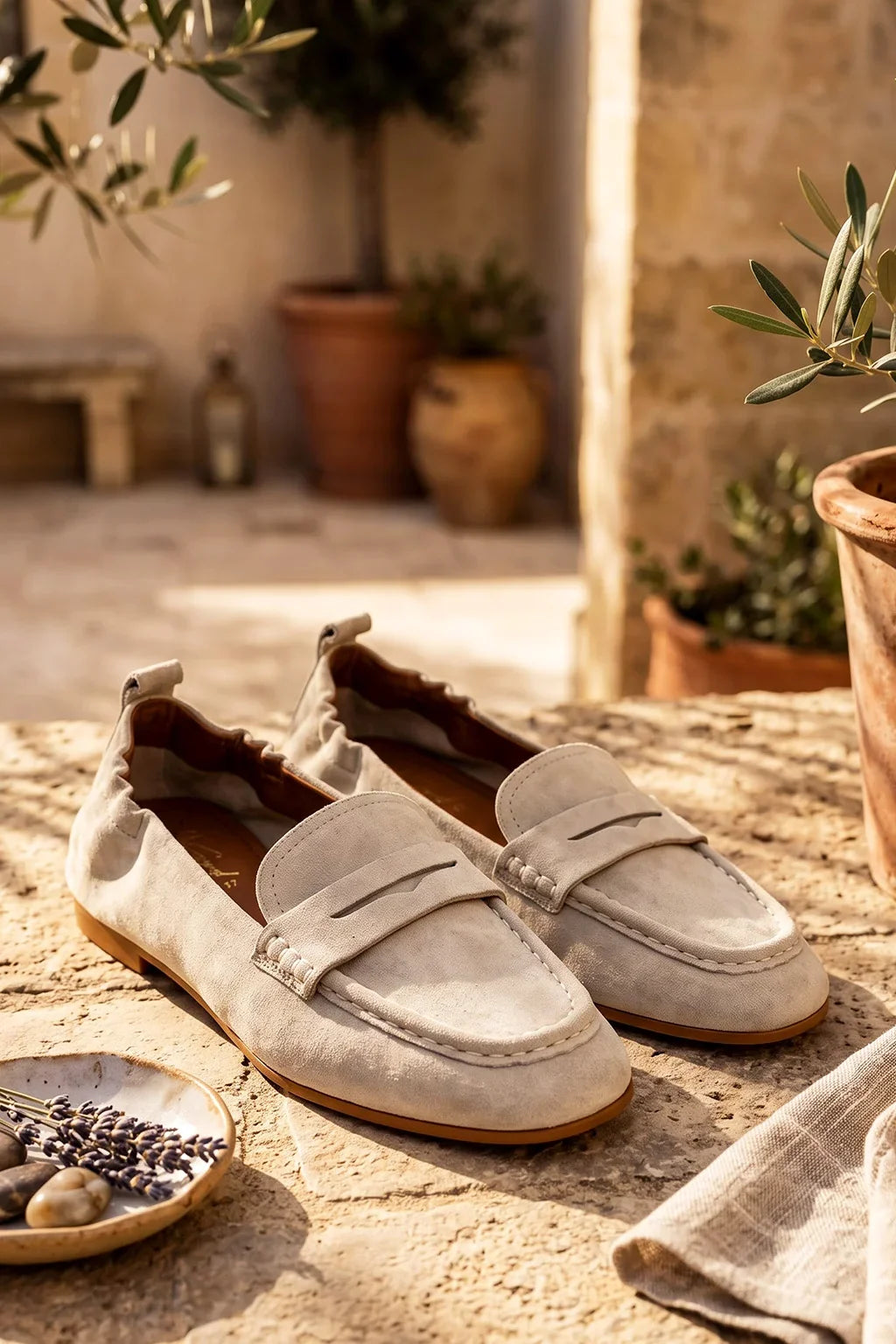 Elizaveta Moccassin, White — 08 styled