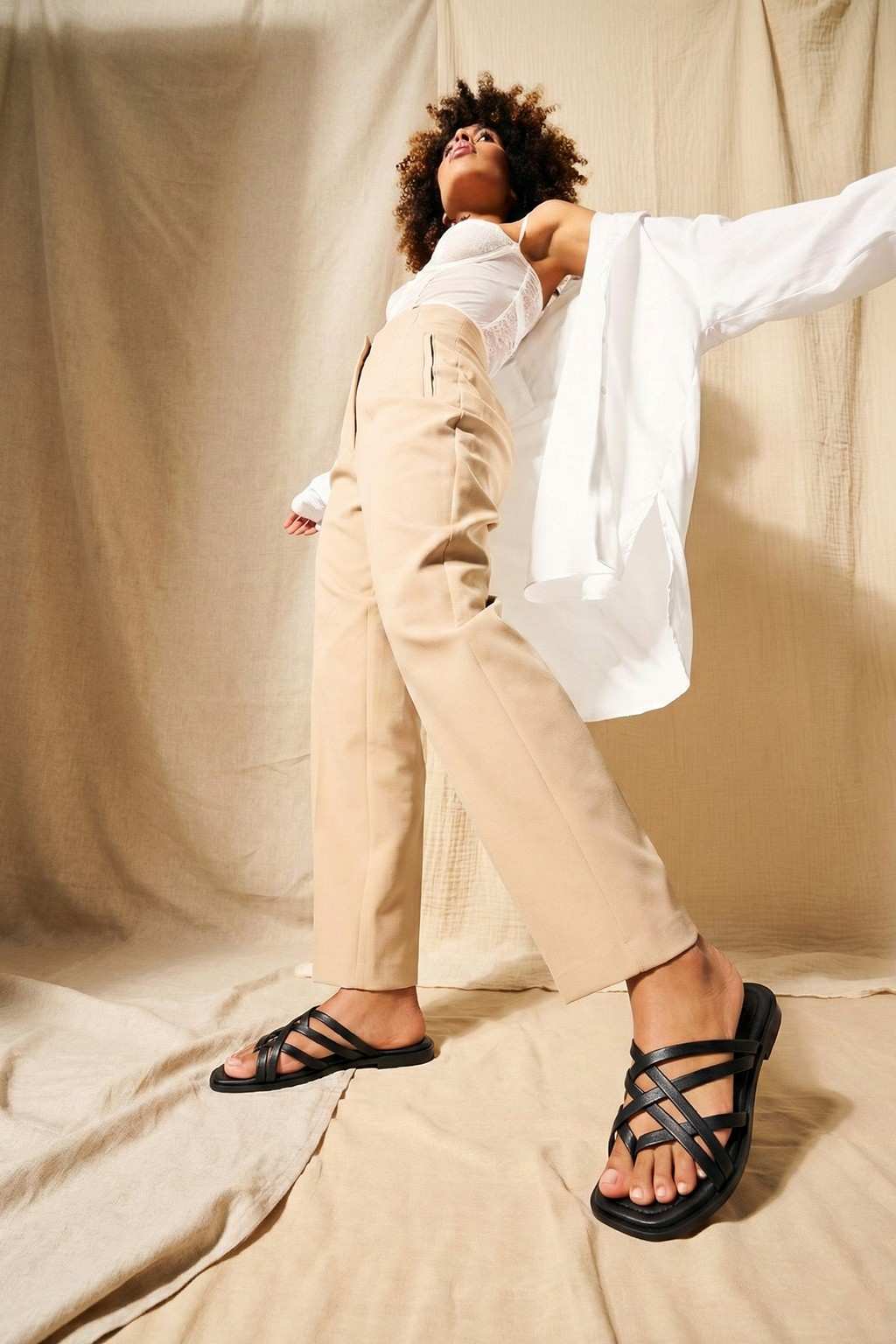 Velare Sandal, Black — 07 on model