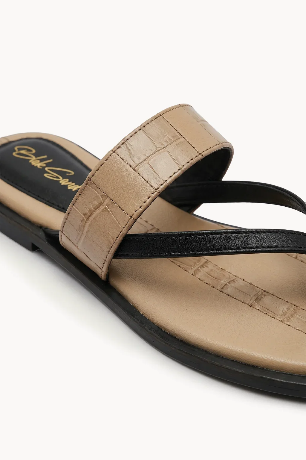 Venezia Intreccio Rosso Flat, Beige — 03 close-up