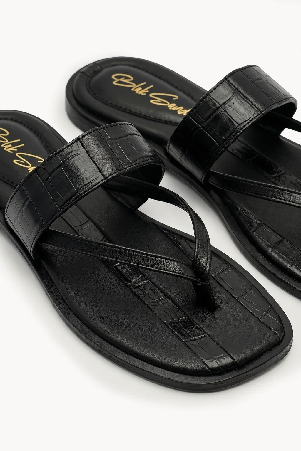 Venezia Intreccio Rosso Flat, Black — 03 close-up