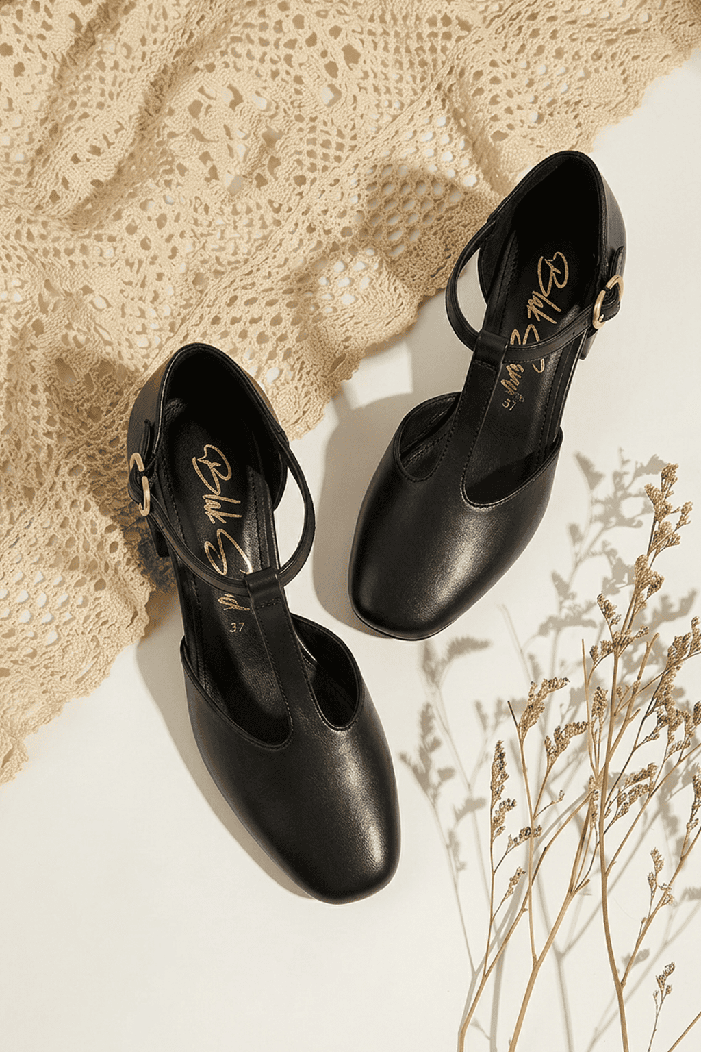 Milano T-Strap Nero, Black — 09 styled